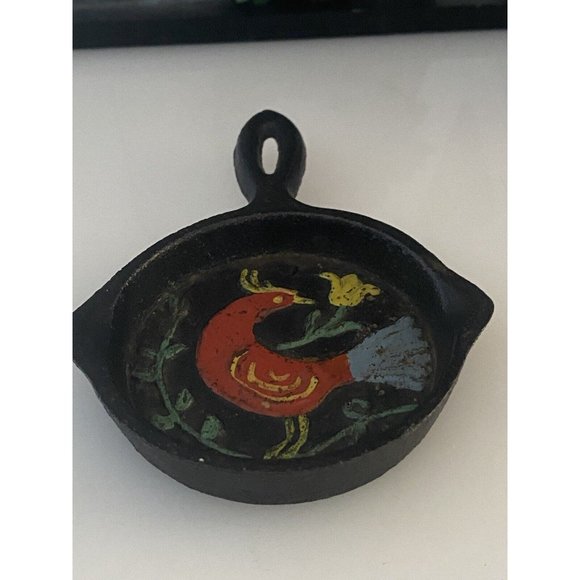Vintage Mid Century Miniature Cast Iron Skillet Bird LHC‎ Japan Raised Relief - Picture 10 of 16